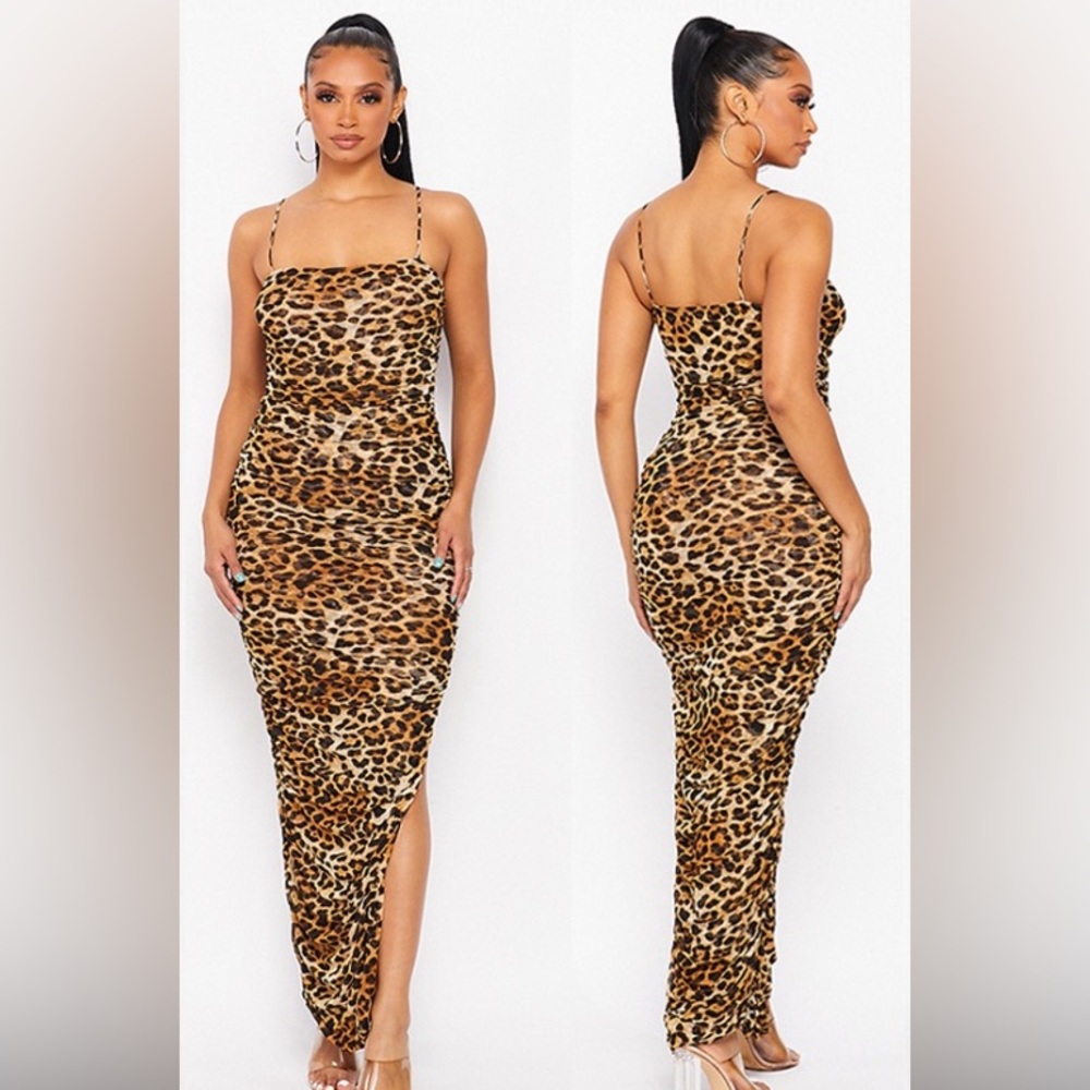 Animal print is here for fall and I’m here for it! Check out this sexy dress!🐆